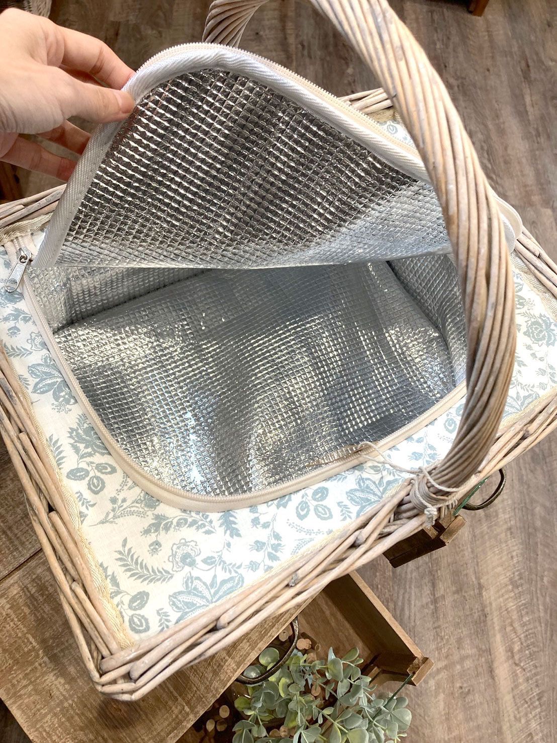 クーラーバスケット