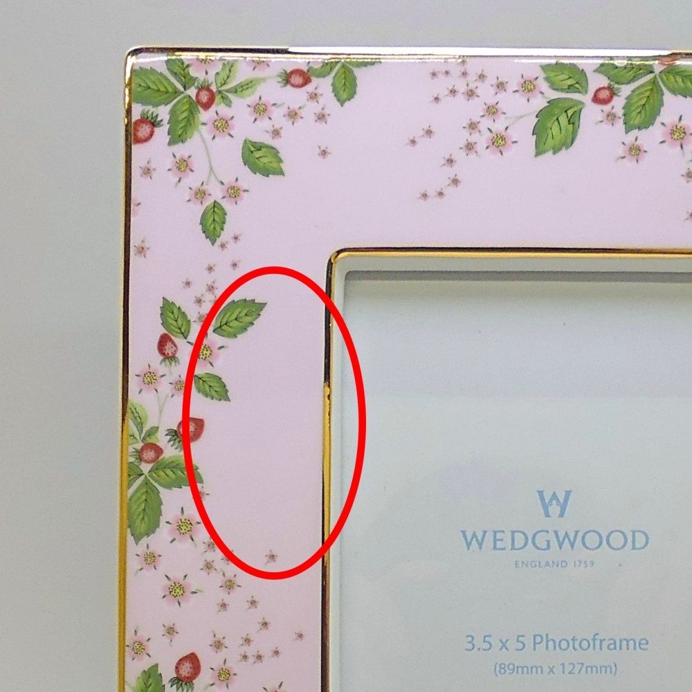 WEDGWOOD ウェッジウッド 写真立て ワイルドストロベリー