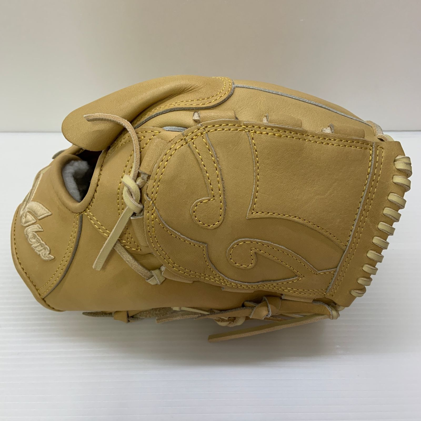 グロム 硬式 大人 一般 投手用 グローブ ピッチャー グラブ 右投げ 108 品 グローブ袋付き 野球 6432