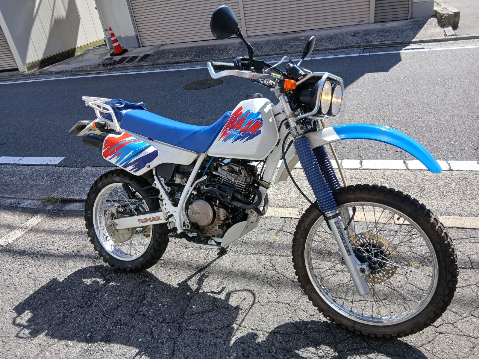 ホンダ XLR250 BAJA】純正ガソリンタンク 美品（実動 動画あり 旧車