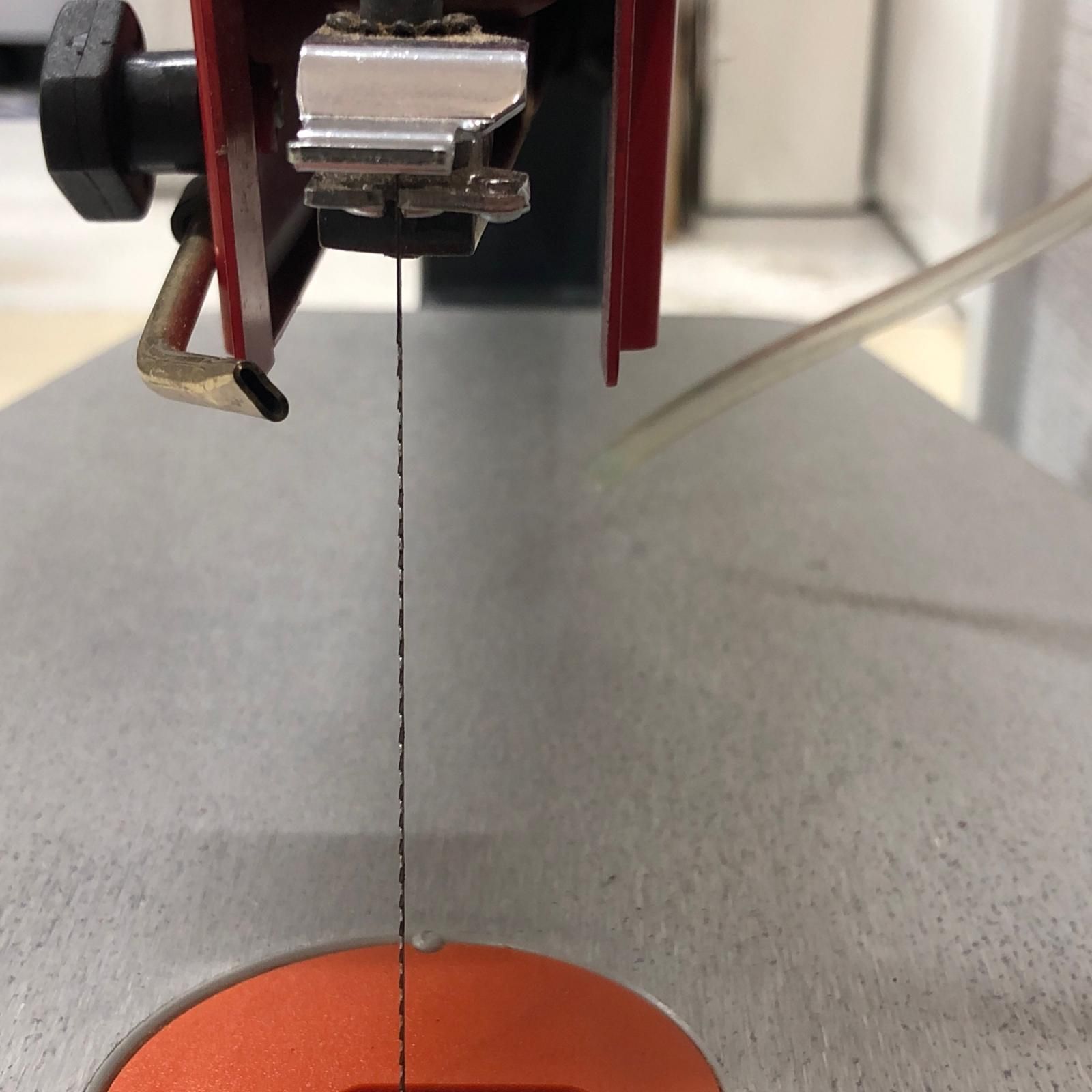 卓上糸のこ盤 FCW40