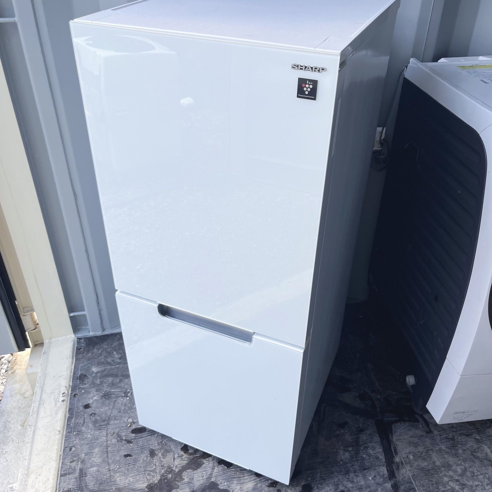 200取付無料！SHARPプラズマクラスター搭載おしゃれホワイトインテリア