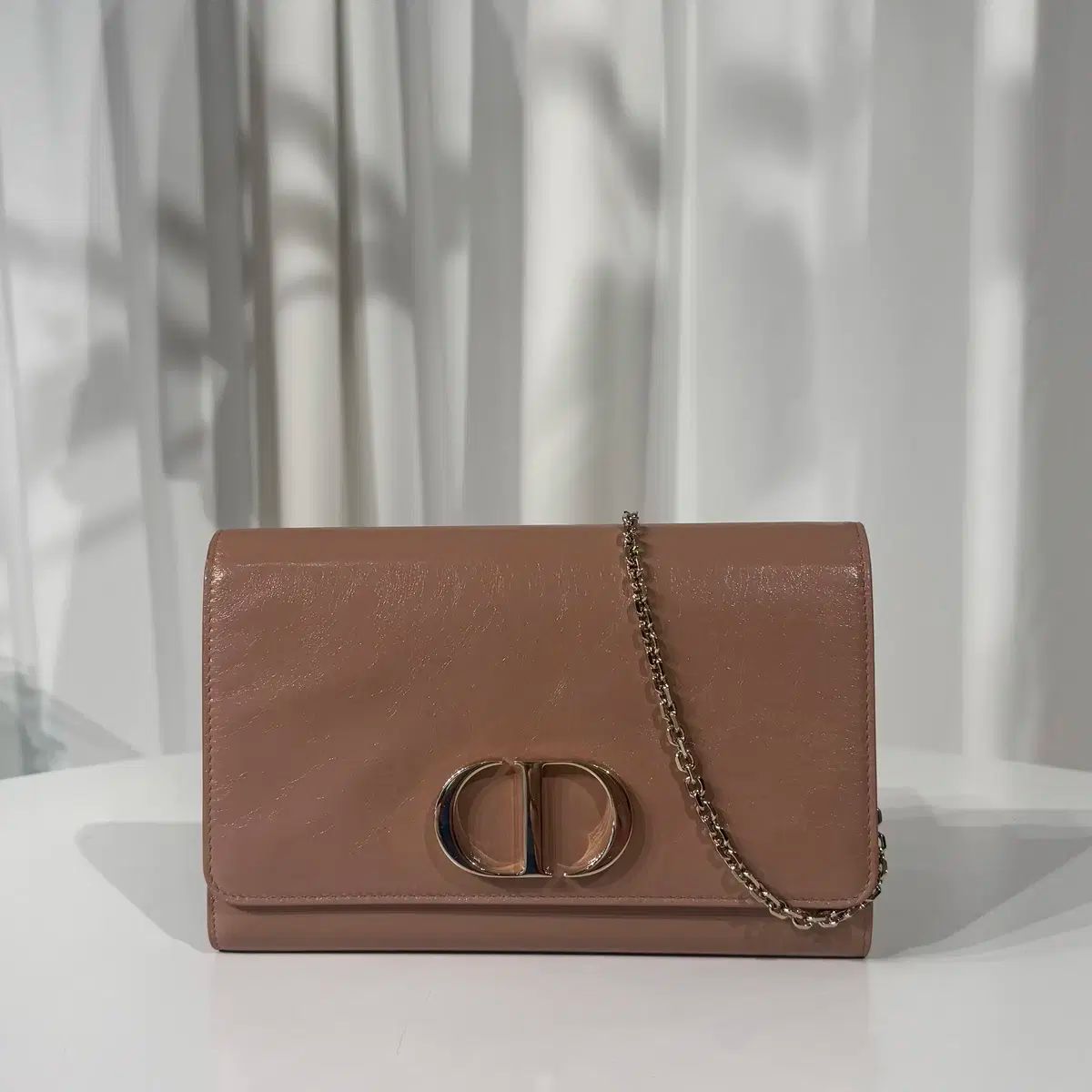 Dior(ディオール) モンテーニュ 30 WOC チェーンバッグ - メルカリ