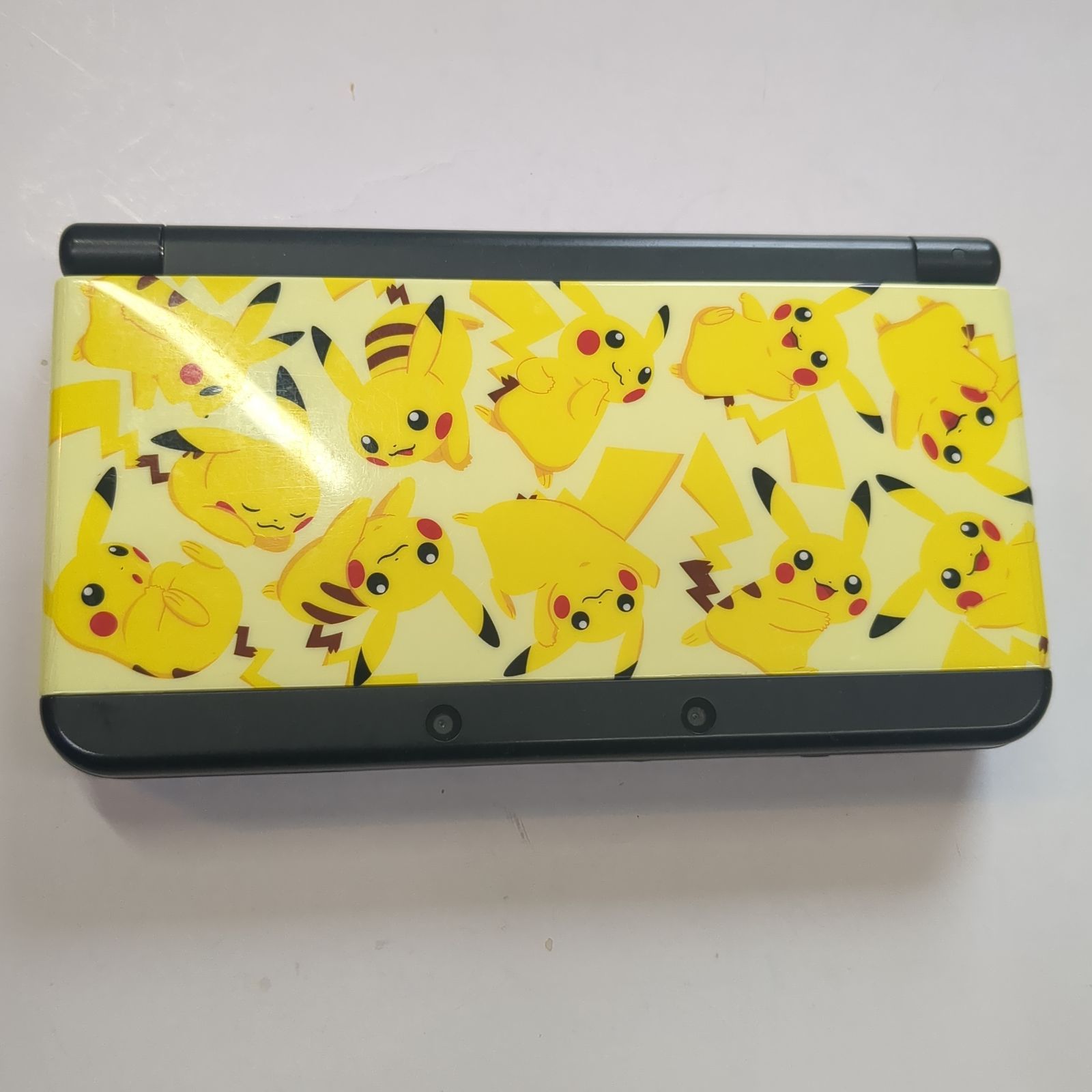 ニンテンドー3DS - 3DS   本体　ピカチュウ 買取】Newニンテンドー3DS LL ピカチュウ【イエロー】 [ゲーム機