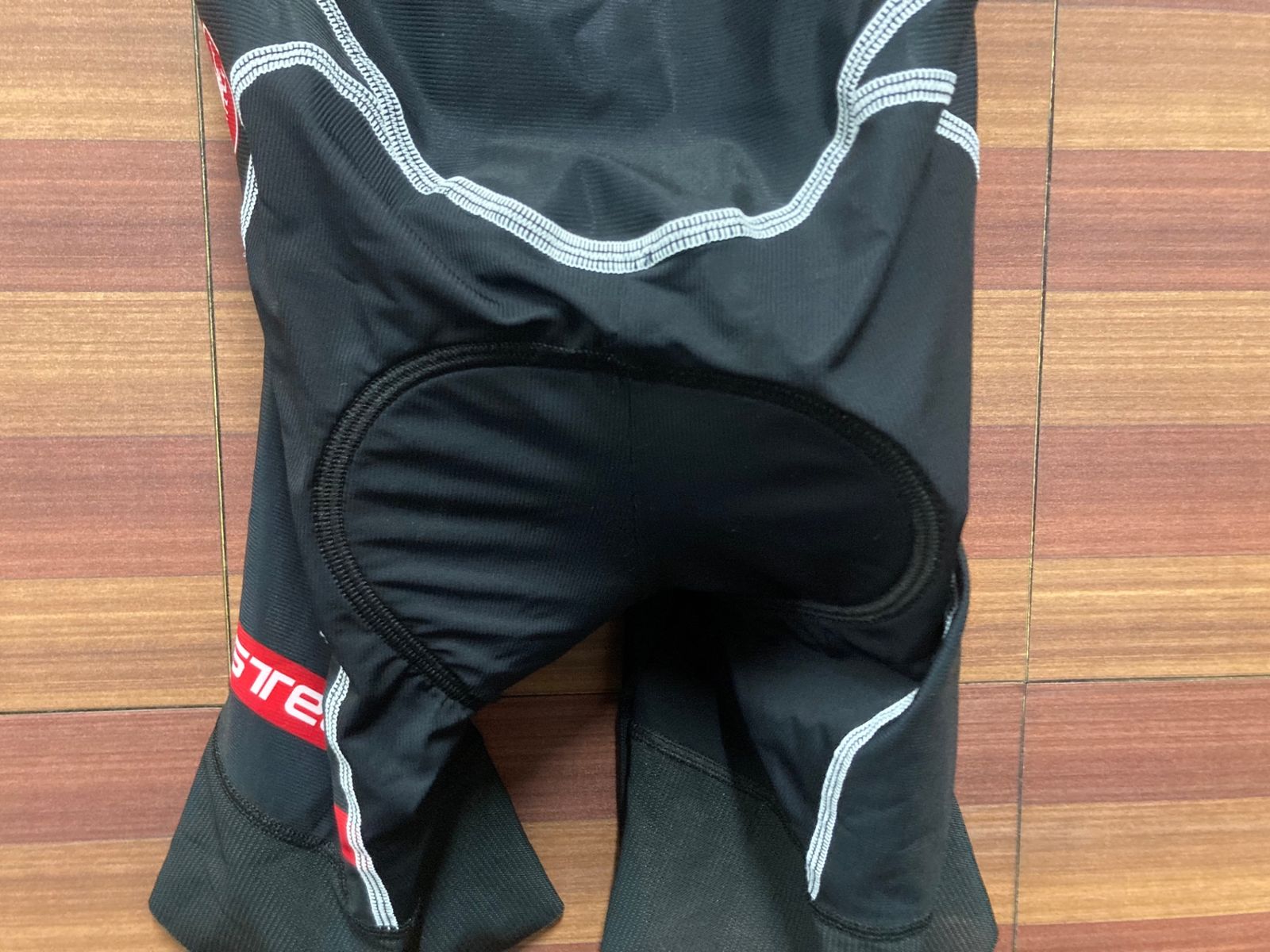 カステリ CASTELLI