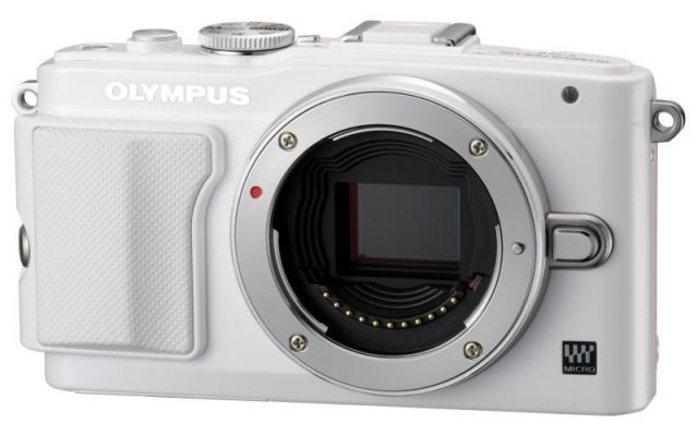 OLYMPUS ミラーレス一眼 PEN Lite E-PL6 ボディ ホワイト E-PL6
