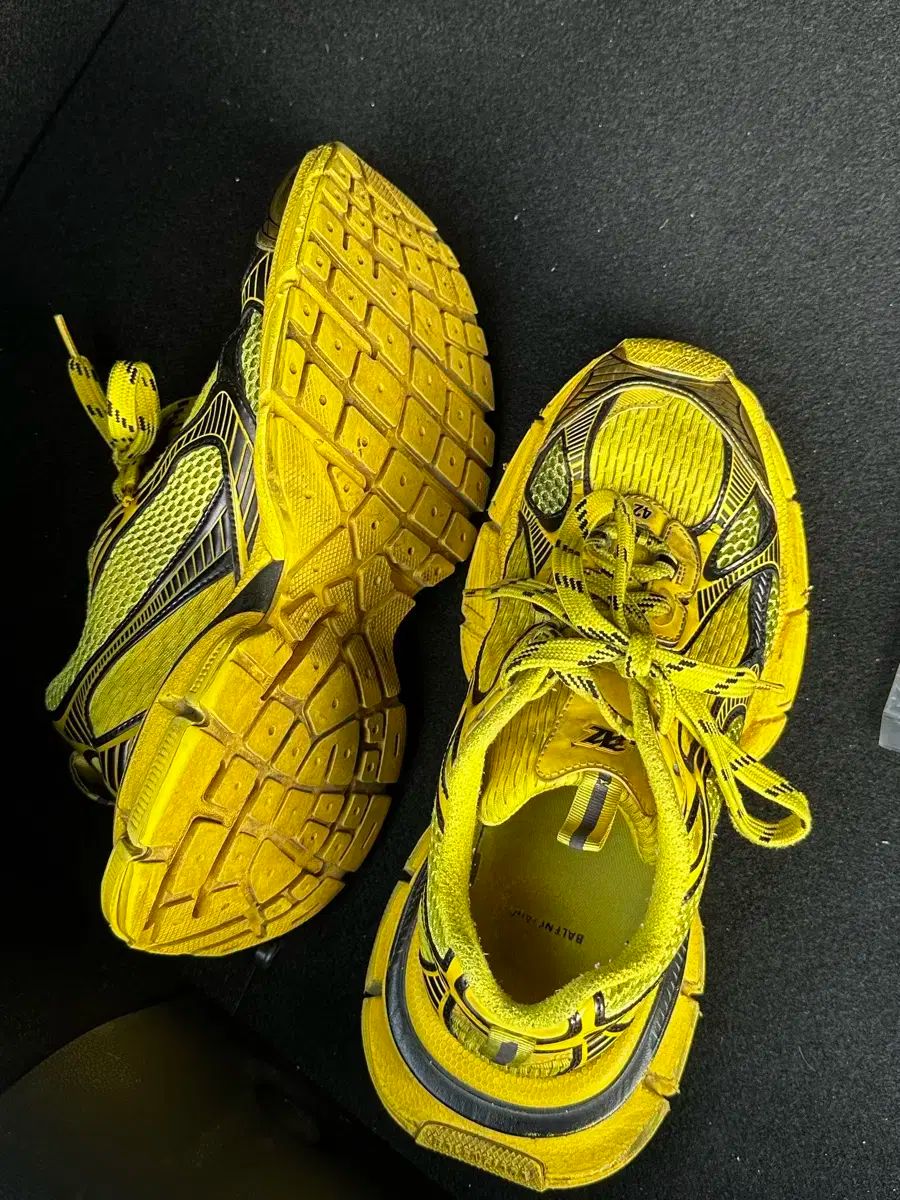 バレンシアガ　イエロー ハイカットスニーカー 41 BALENCIAGA（バレンシアガ） BALENCIAGA Triple S トリプルS ダッド