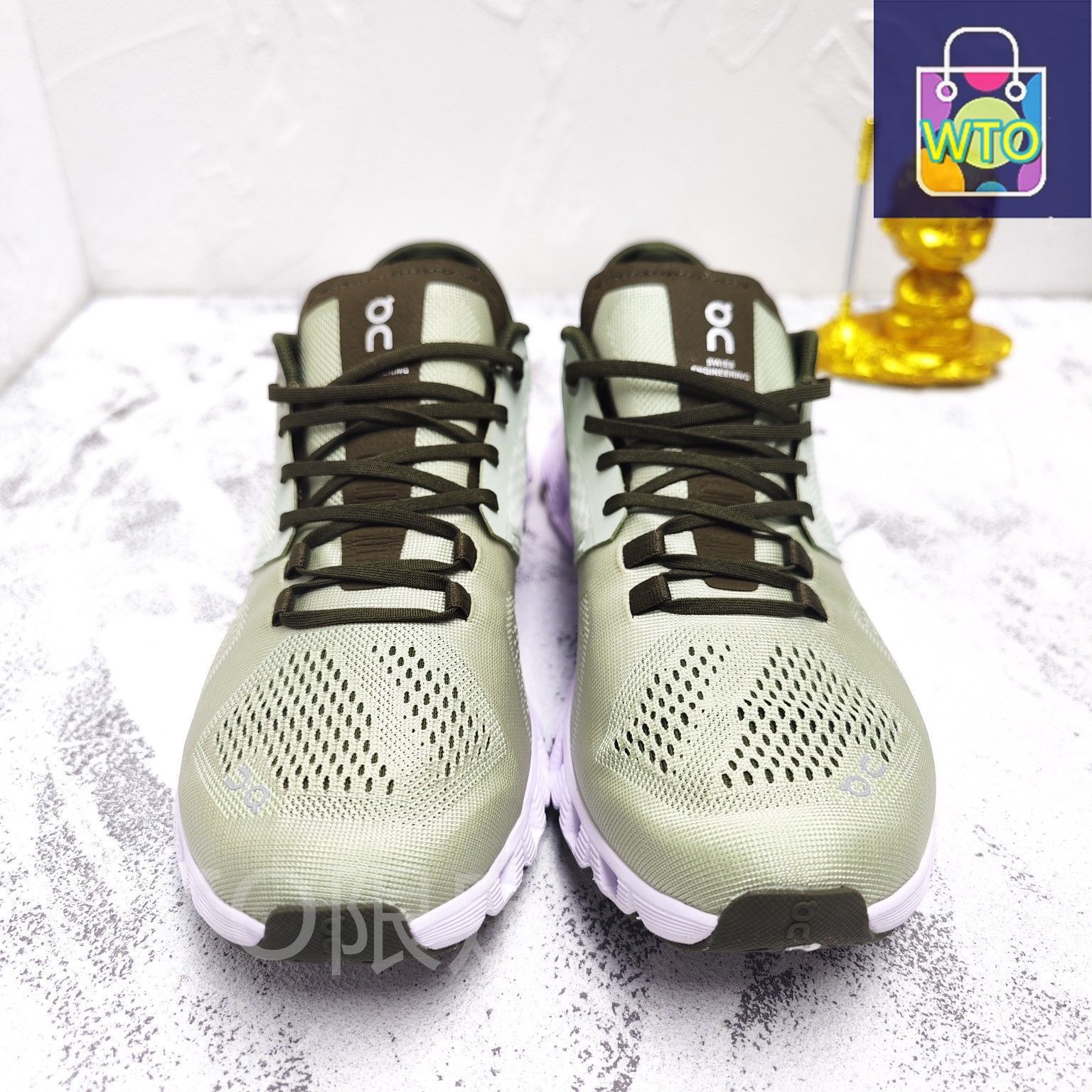 On Cloud X Sneakers オン クラウドX ジョギング スポーツ
