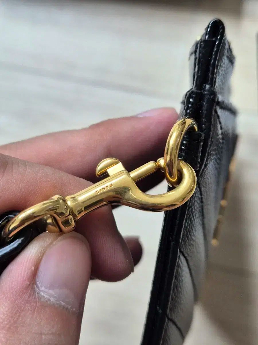 クラッチバッグ ｜