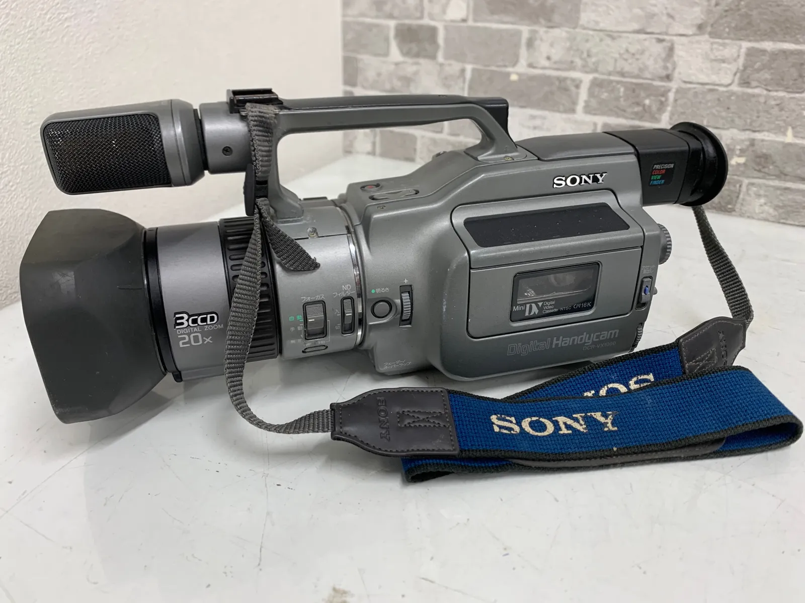 bg5TN2LRVj65KvLVzurSr.jpg@webp