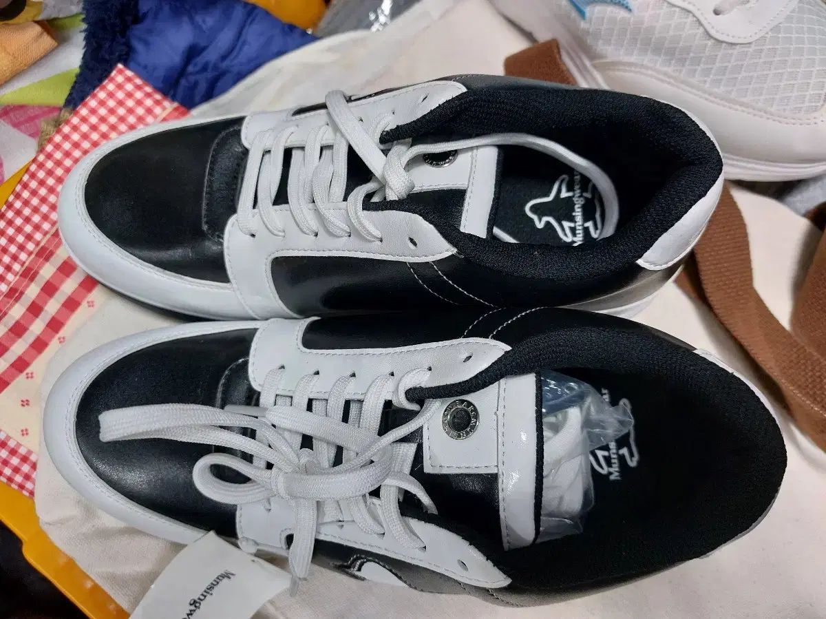 マンシングウェア ゴルフシューズ