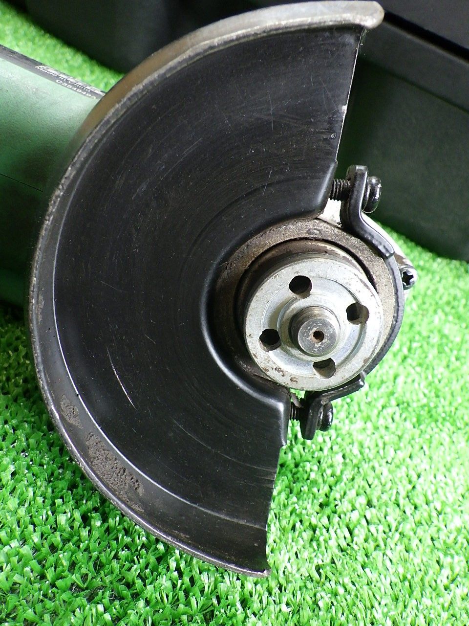 HiKOKI 36Vコードレスディスクグラインダ