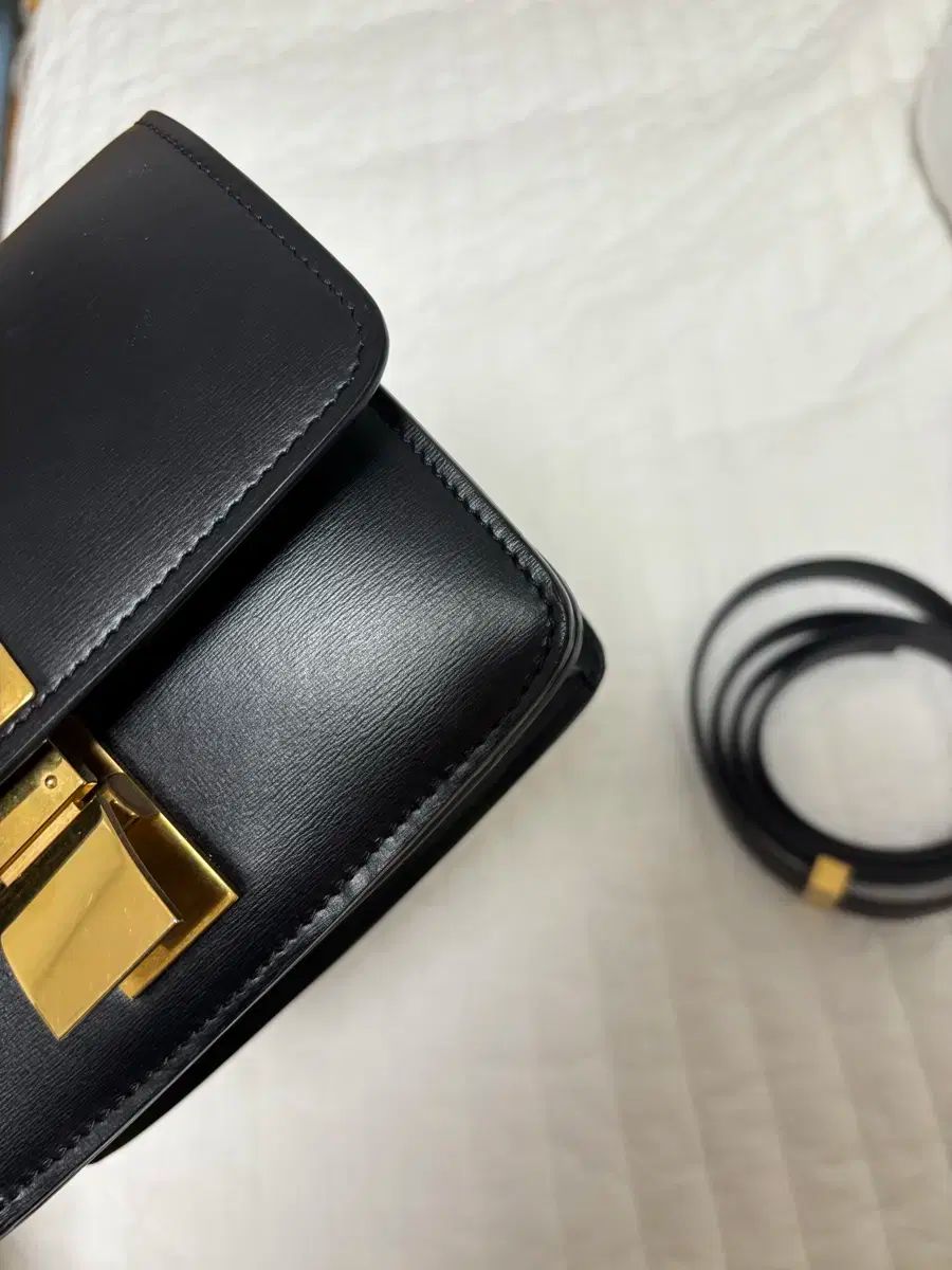 Celine セリーヌ