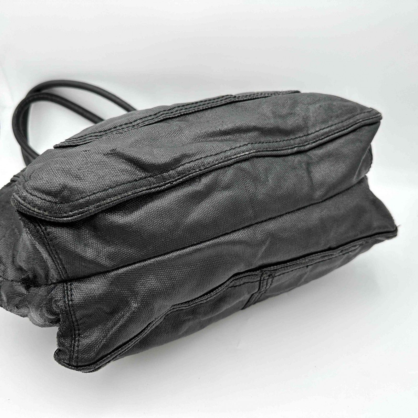 DIESEL トートバッグ 本革 大容量 A4収納 ブラック 786T - メルカリ DIESEL トートバッグ 本革 大容量 A4収納 ブラック 786T - メルカリ