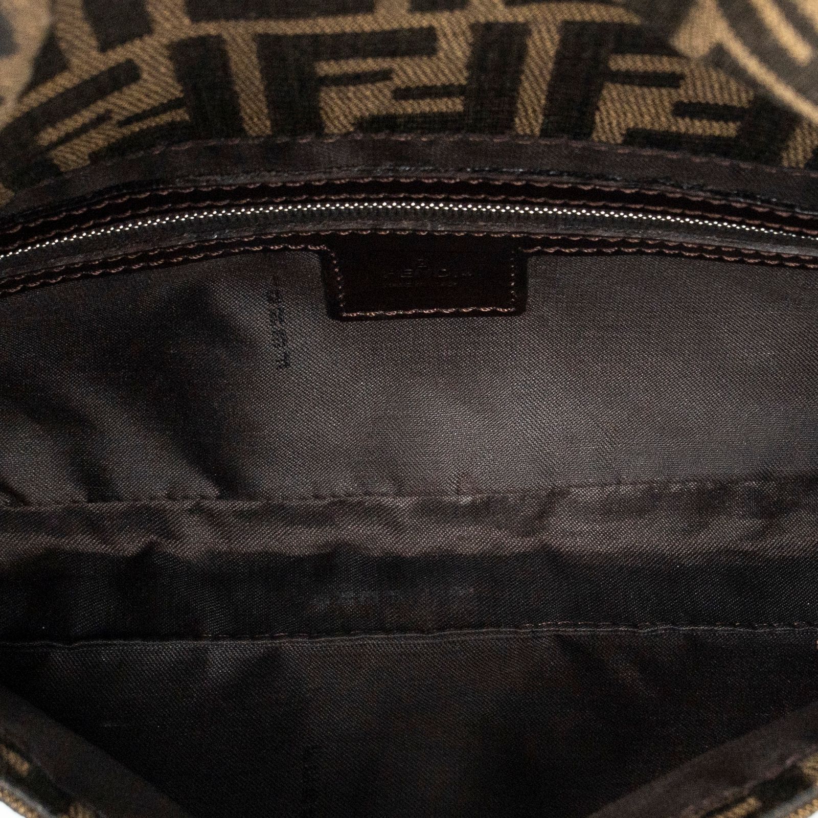 FENDI フェンディバゲット茶色ズッカキャンバスA