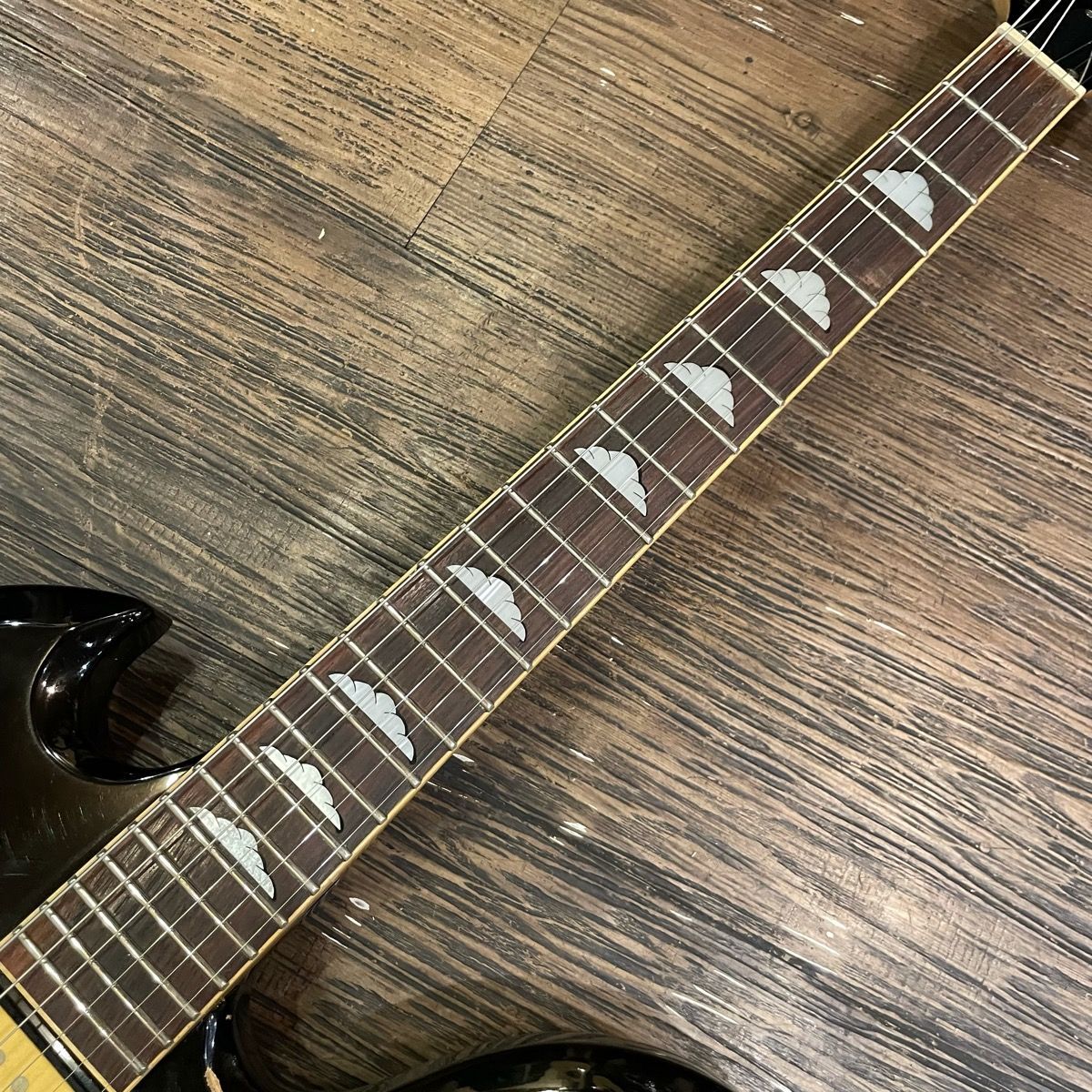 Fマーク　モッキンバード Mockingbird M logo Electric Guitar エレキギター