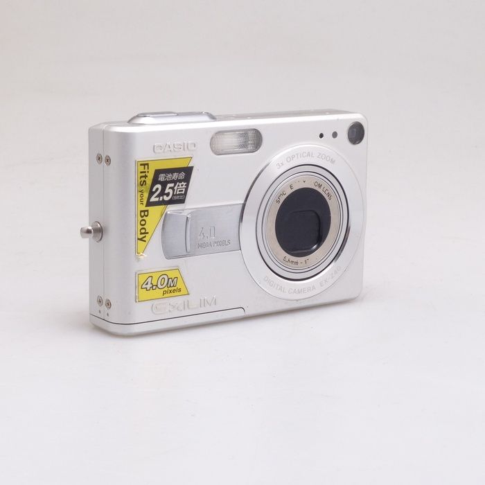 美品　casio ex-z40 デジタルカメラ Amazon.co.jp: CASIO EXILIM ZOOM EX-Z40 シルバー : 家電＆カメラ