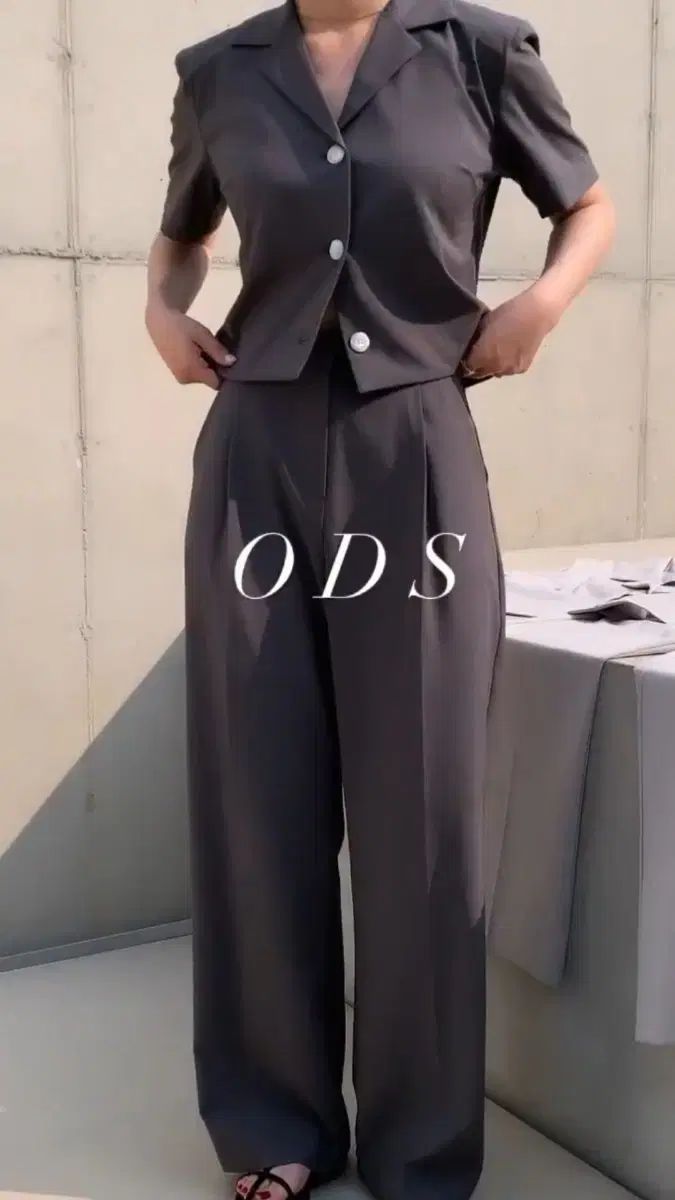 ods 昔から 薄いライブスラックス チャコール s サイズ