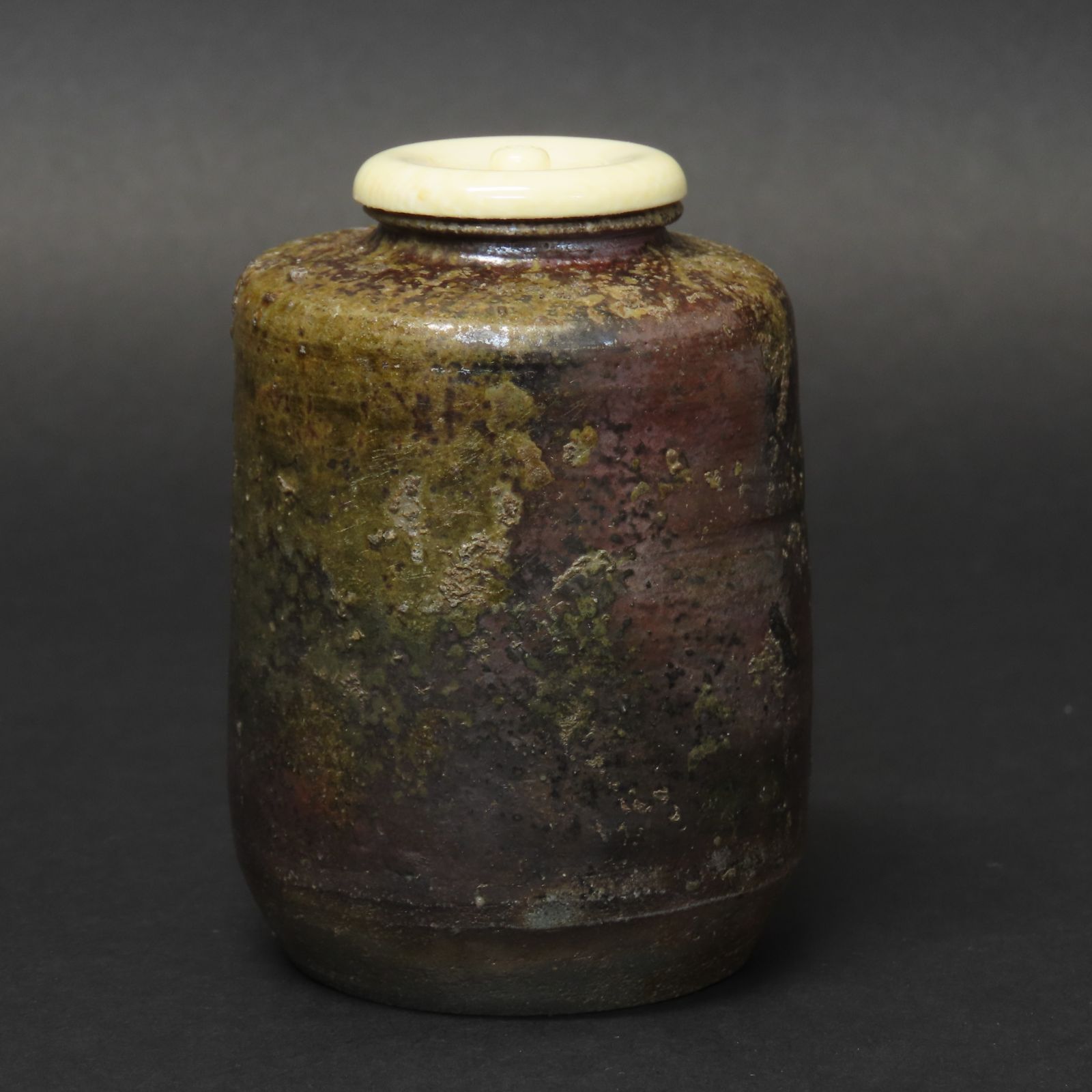 Ｎ４２７　茶器　『川本了生造』『美濃伊賀』『縞葡萄唐草仕覆付』　共箱　茶道具 2025年最新】川本了生の人気アイテム - メルカリ