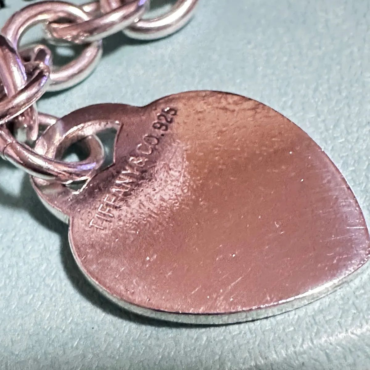 Tiffany & Co. ハートチャームブレスレット 箱 布袋 保証書 Tiffany & Co. ハートチャームブレスレット 箱 布袋 保証書