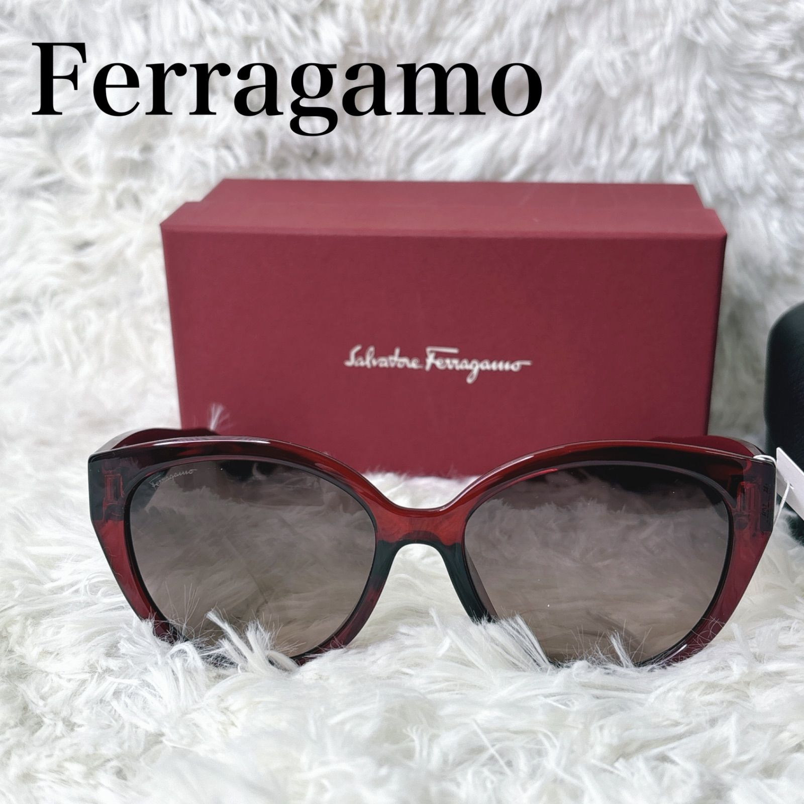 Ferragamo フェラガモ 新品未使用 レッド キャットアイ サングラス  