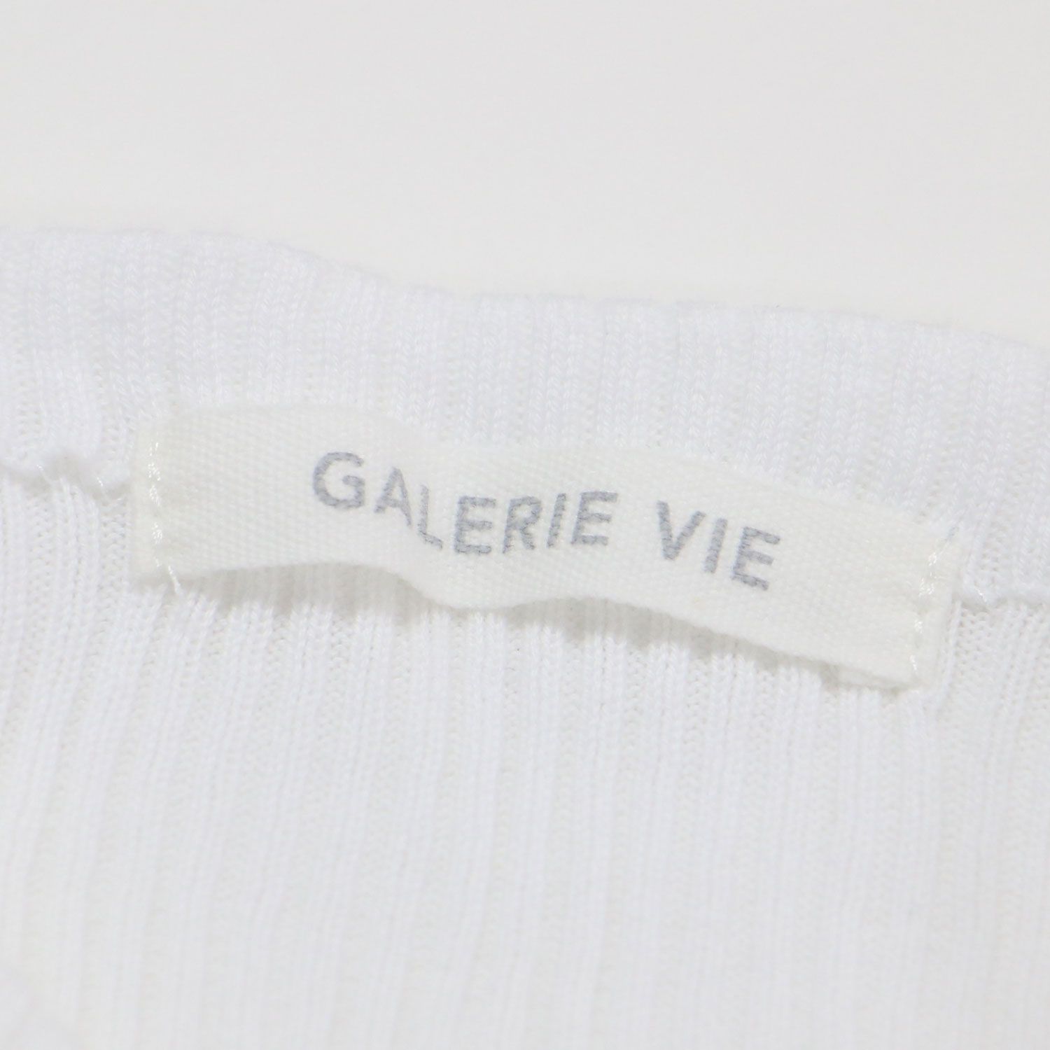 カットソー ホワイト