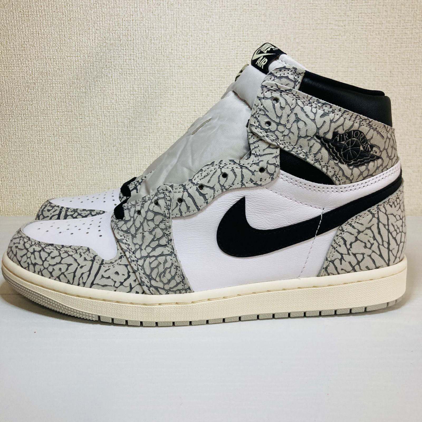 NIKE Air Jordan 1 Retro High OG White Cement 【フォロー10%OFF】 - メルカリ