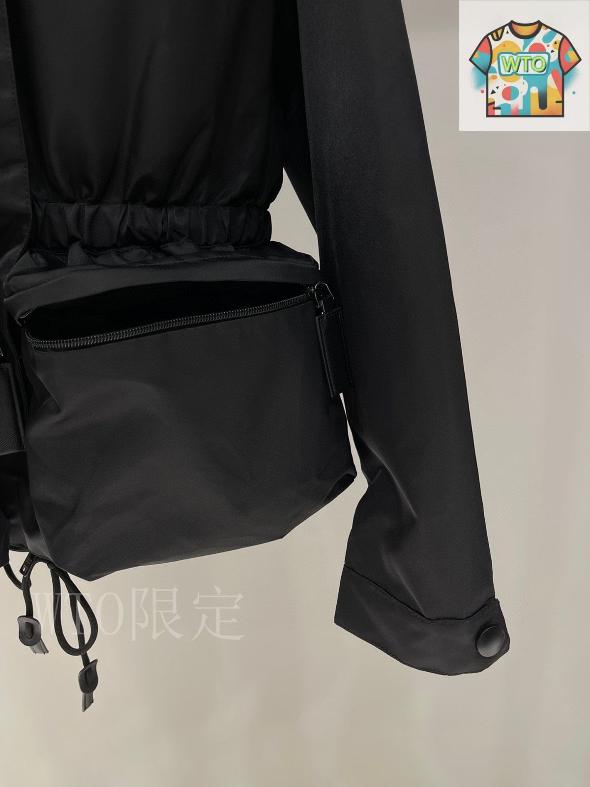 PRADA☆♪(P607RH)やっぱり欲しいな三角ロゴ付きトレンチコート PRADA☆♪(P607RH)やっぱり欲しいな三角ロゴ付きトレンチコート