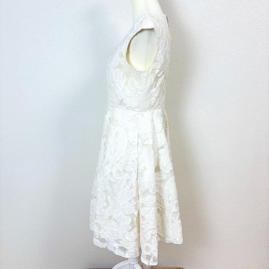 美品】フォクシー ノースリーブワンピース Vネック 42 フラワーレース