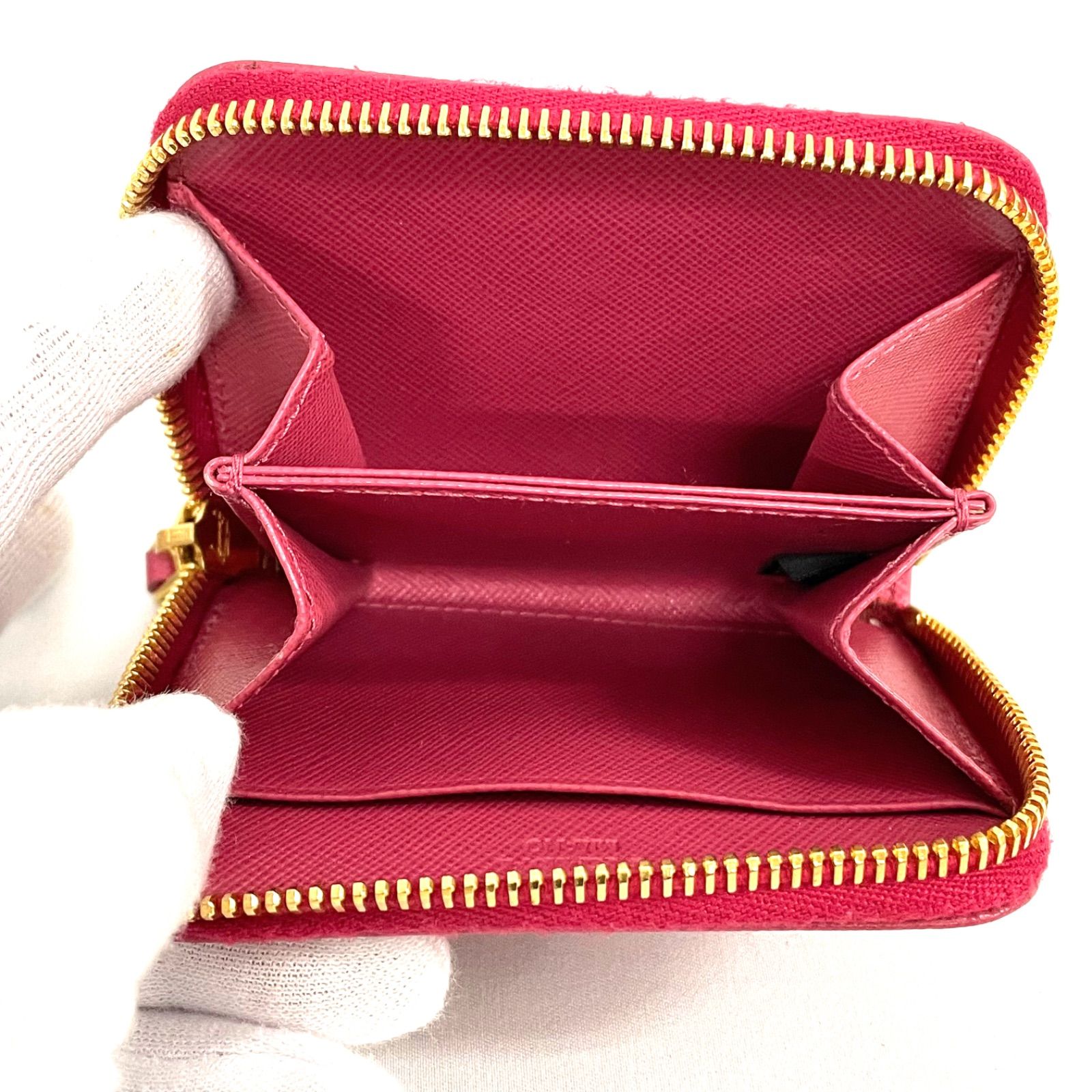 美品】 PRADA プラダ サフィアーノ コンパクト ラウンド ジップ