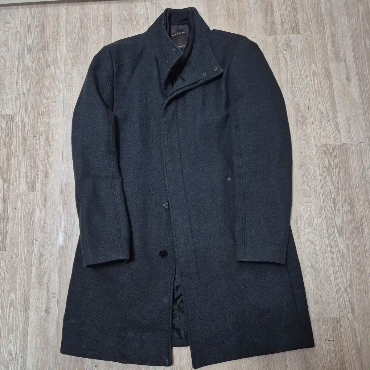 美品　ゼニア/Zegna 100%カシミヤ　ブラックチェスターコート　サイズ48 美品ゼニア/Zegna 100%カシミヤブラックチェスターコートサイズ48