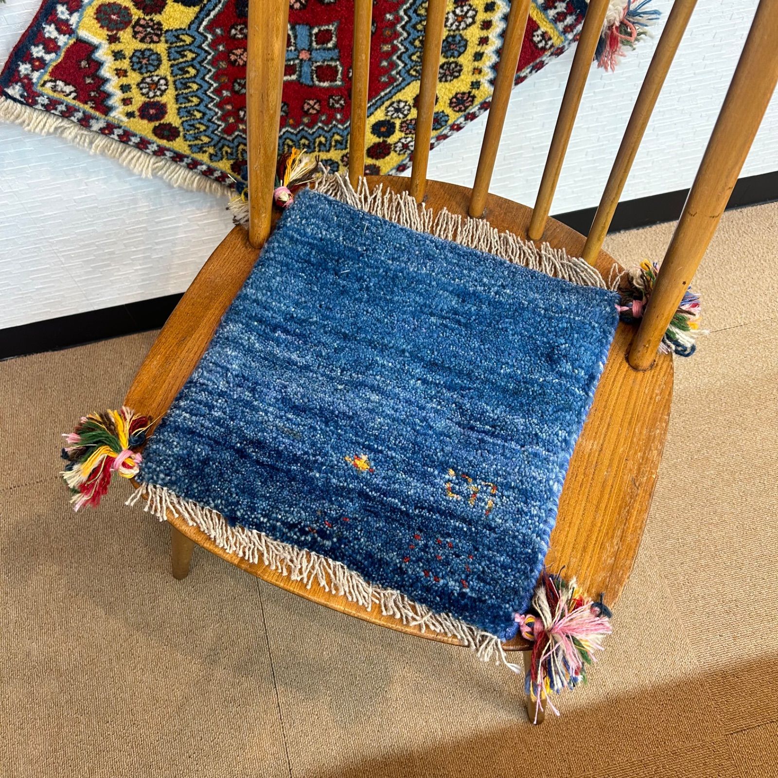 ギャッベ】イラン産 手織りカーペット 31×30.5cm インテリアラグ