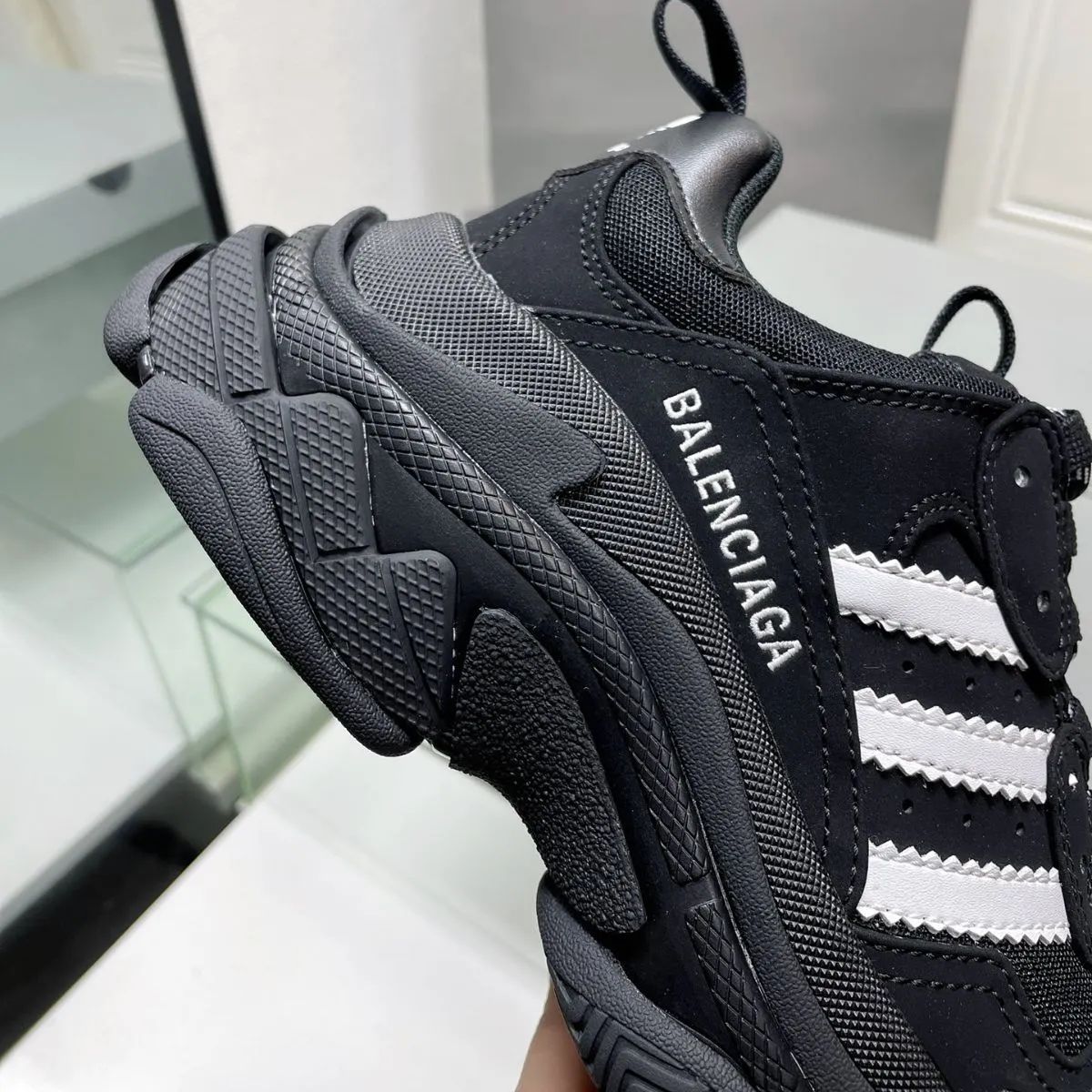 新しい未使用Balenciagaパリの旧家のお父さん靴