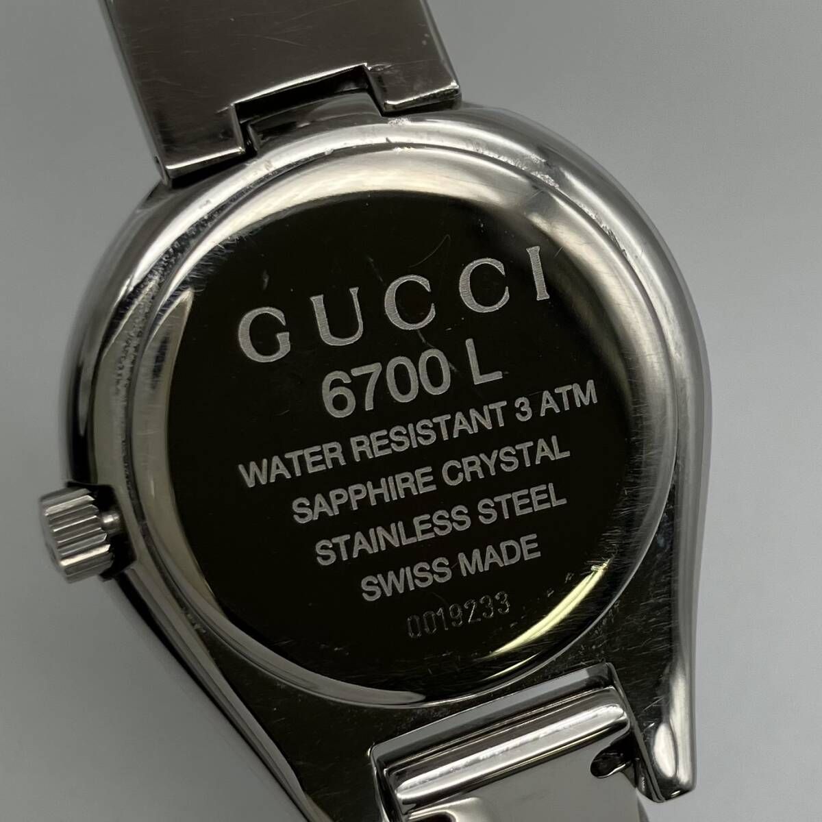 GUCCI バングルウォッチ