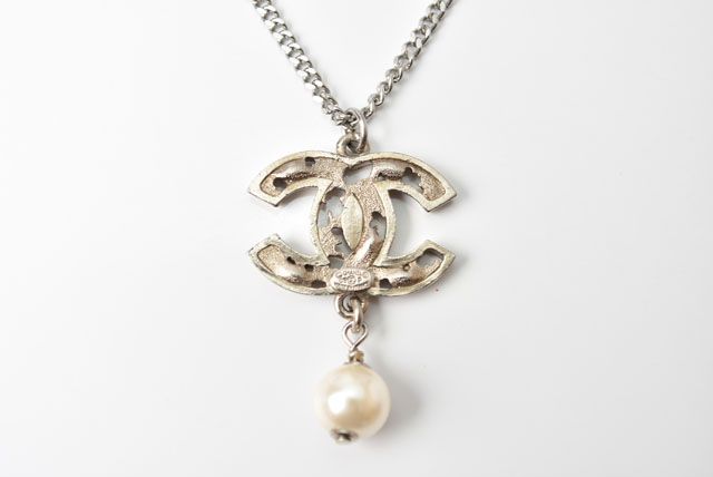 シャネル ネックレス/ペンダント CHANEL ココマーク/ライン シャネル ネックレス/ペンダント CHANEL ココマーク/ライン
