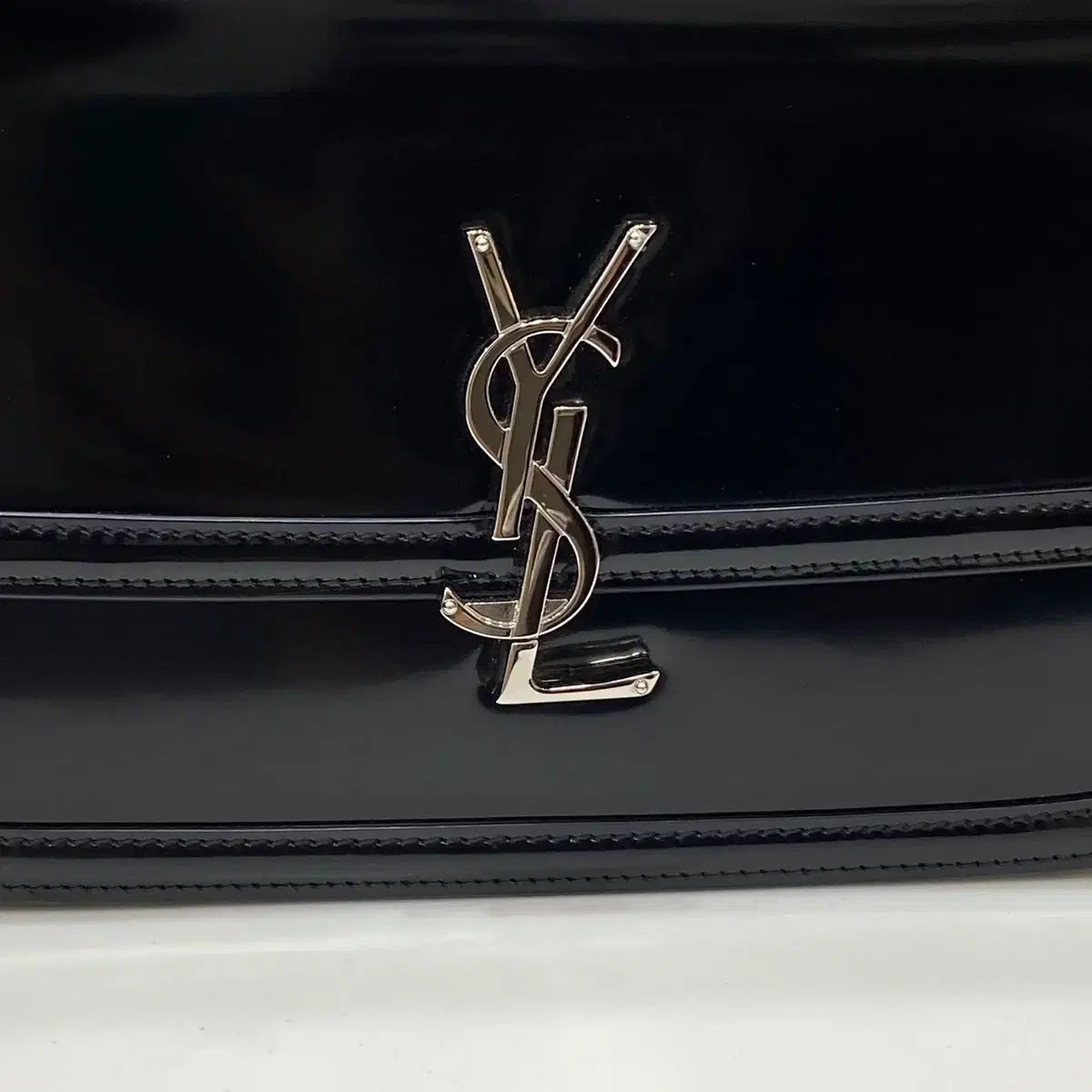SAINT LAURENT ソルフェリーノ ミディアム サッチェル SAINT LAURENT(サンローラン) / ソルフェリーノ ミディアム