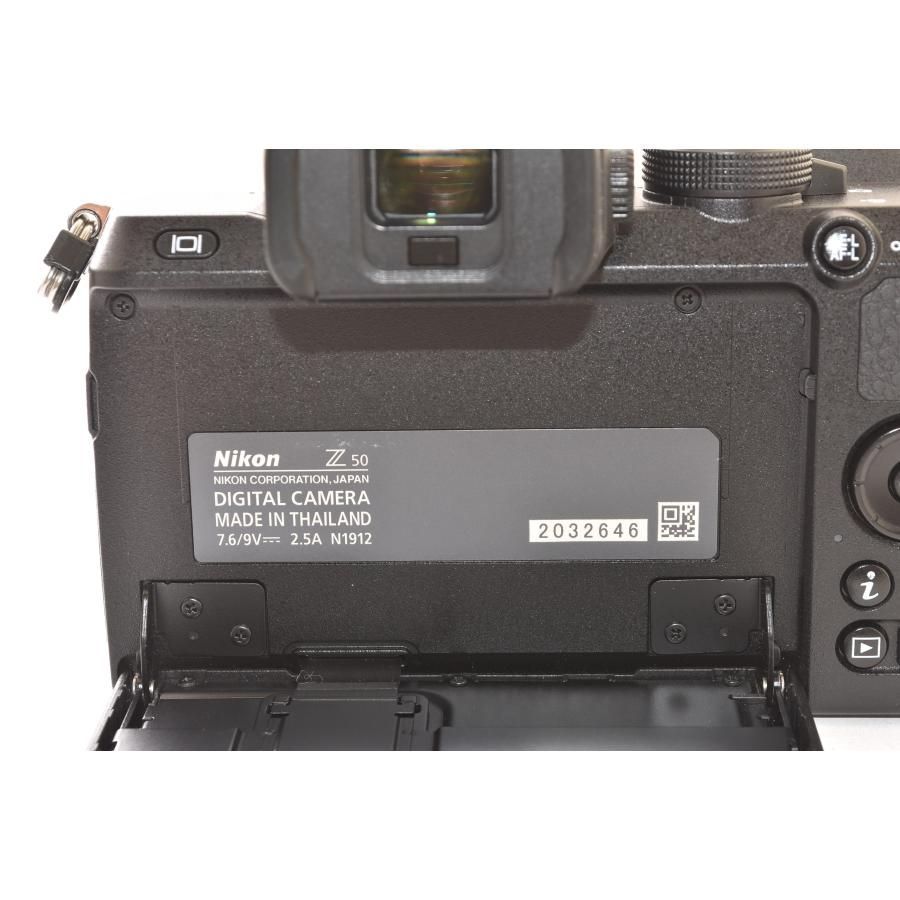 ミラーレス一眼カメラ