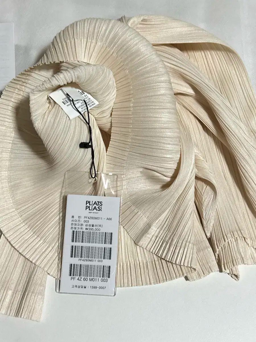 PLEATS PLEASE(プリーツプリーズ) 長袖 トップス 新品 - メルカリ
