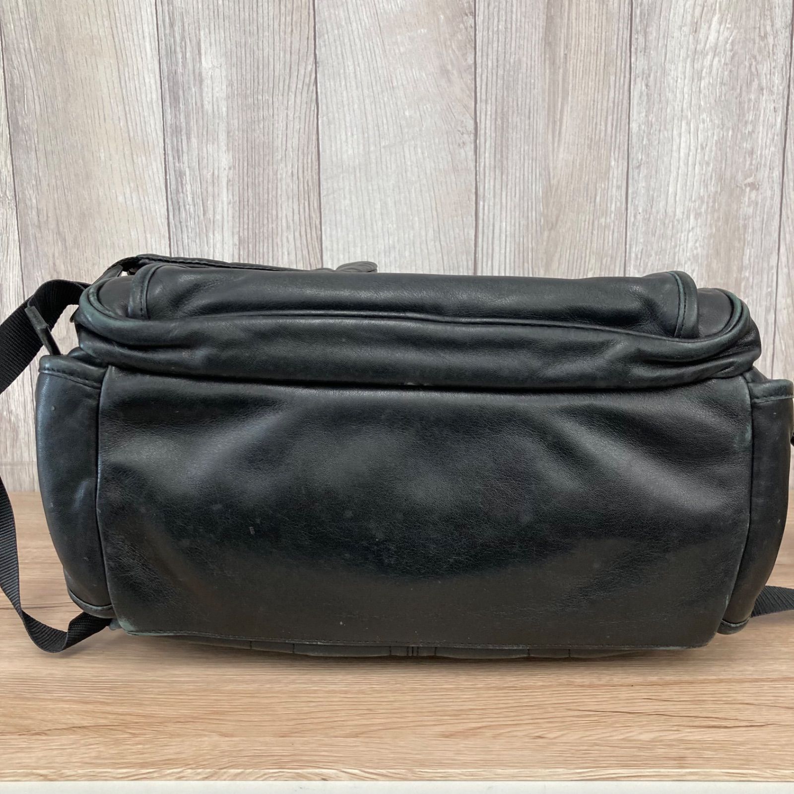 TUMI トゥミ 【廃盤品】ナパレザー・デラックス・バックパック TUMI トゥミ 【廃盤品】ナパレザー・デラックス・バックパック