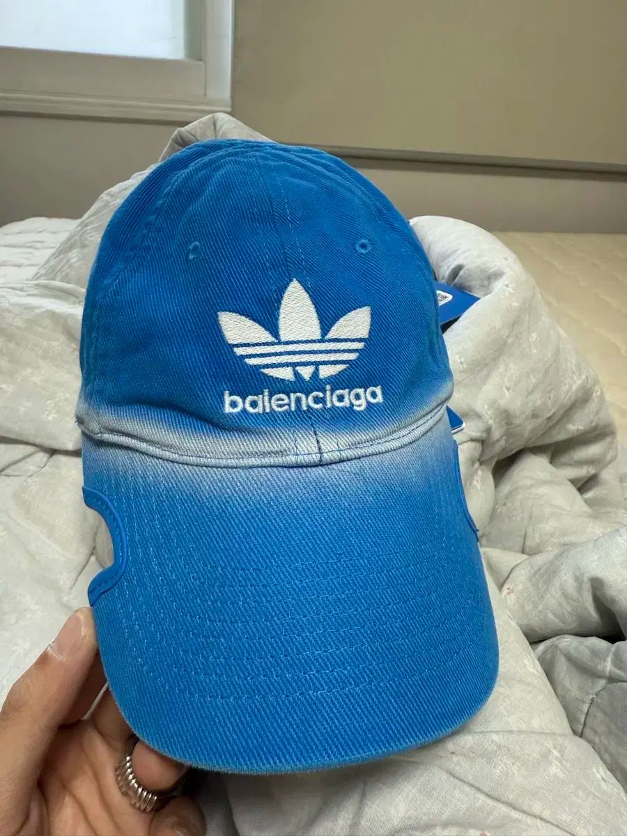 BALENCIAGA バレンシアガ X Adidas アディダス ボールキャップ ブルー M