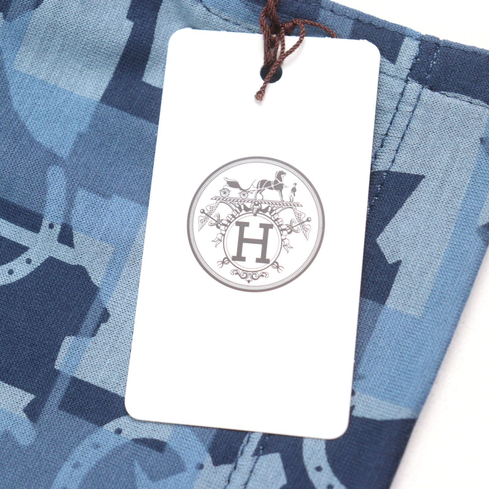 未使用品○HERMES エルメス ホース総柄 ロデオチャーム ホースビット 馬具 クルーネック 半袖Ｔシャツ ブルー系 S 箱付き 正規品 メンズ 未使用品○HERMES エルメス コットン100% ホース総柄 ロデオチャーム