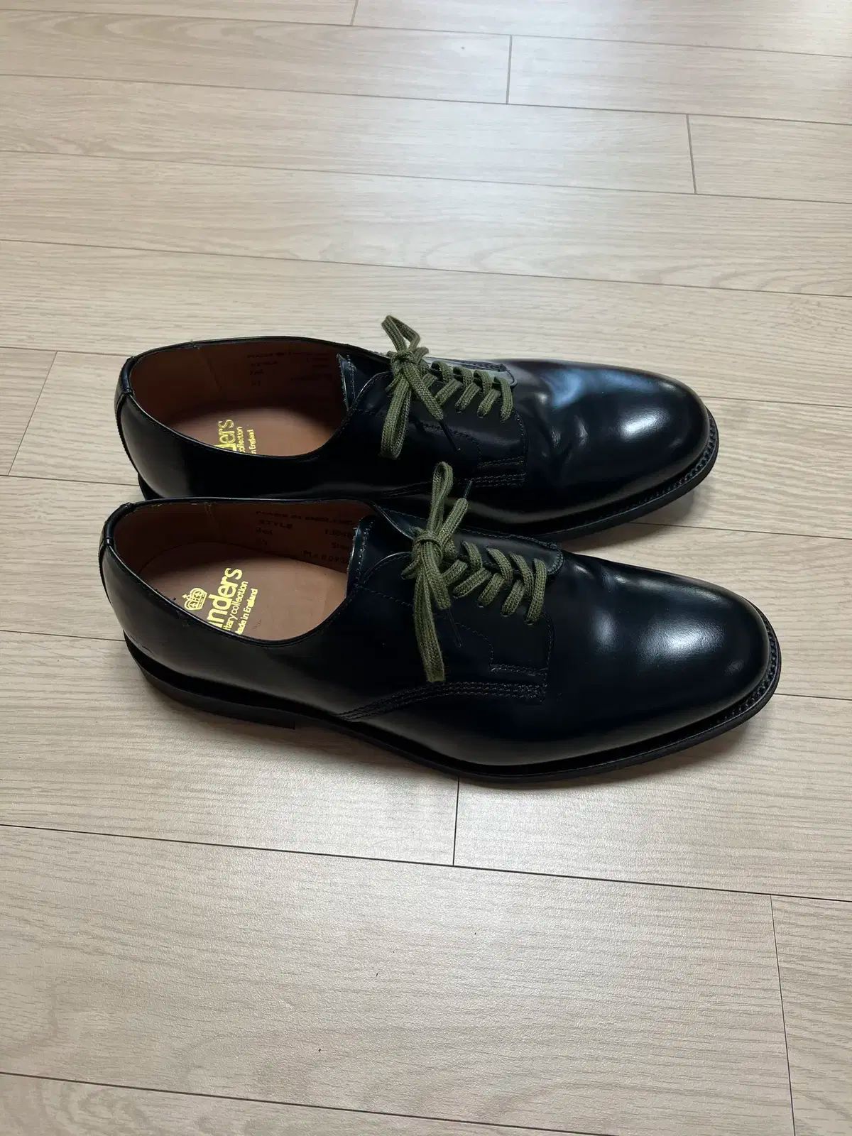 シューズ