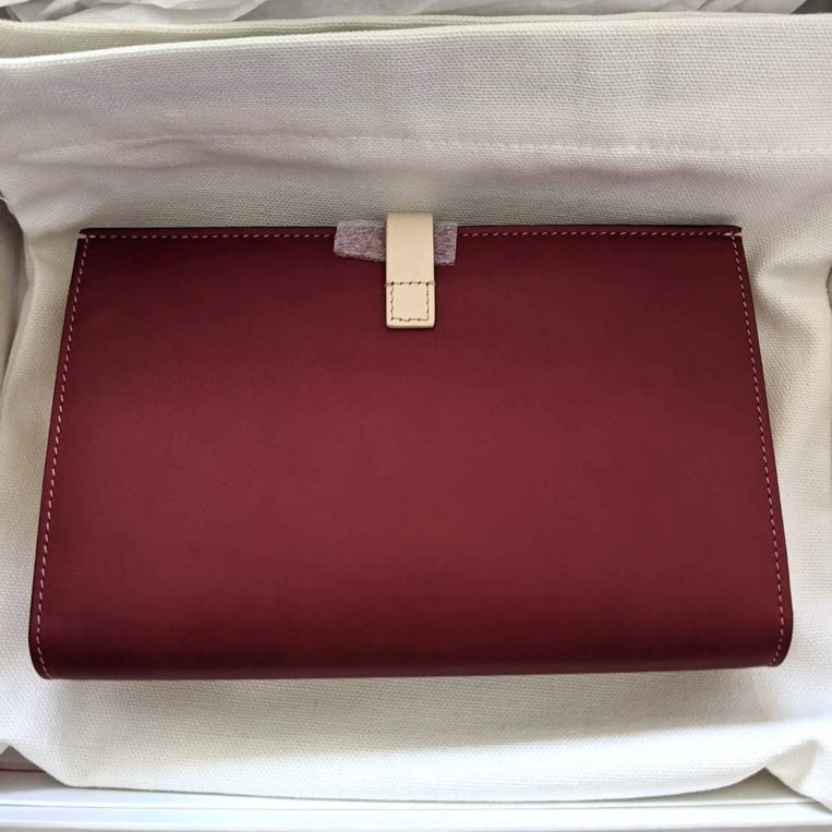 新品★ストラップ マルチファンクション ラージ ルビー セリーヌ 新品☆ストラップ マルチファンクション ラージ ルビー セリーヌ
