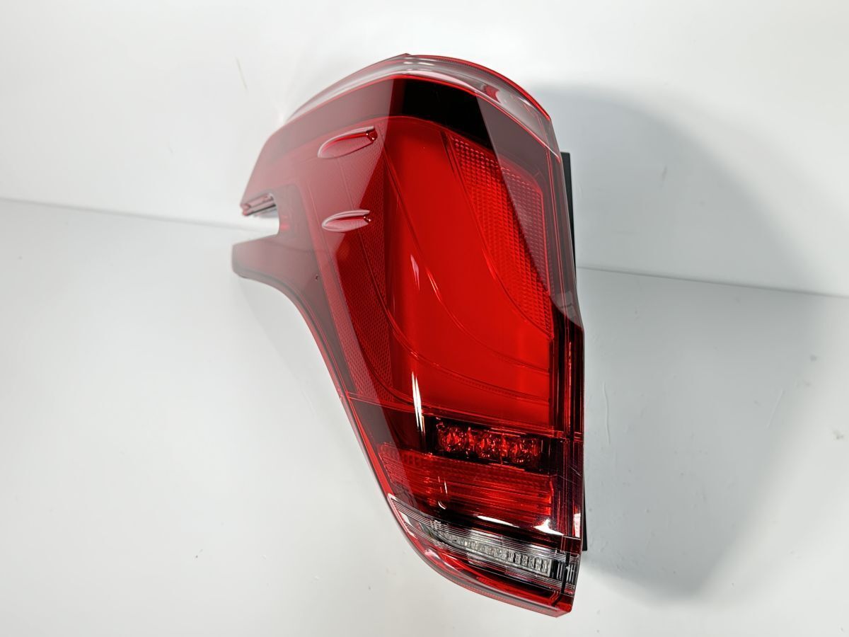 低走行 アルファード AGH30W 後期 純正 左テールランプ Assy LED シーケンシャルターンランプ付 81560-58180 58-76 打刻8 管理31111