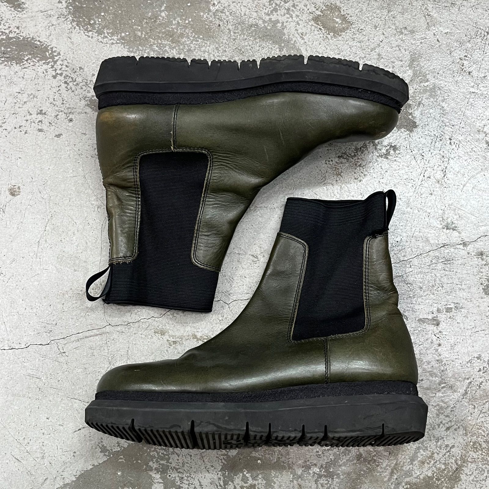 sacai チェルシーブーツ　Chelsea Boots サイズ43 J.M. WESTON sacai チェルシーブーツ ブラックカーフ
