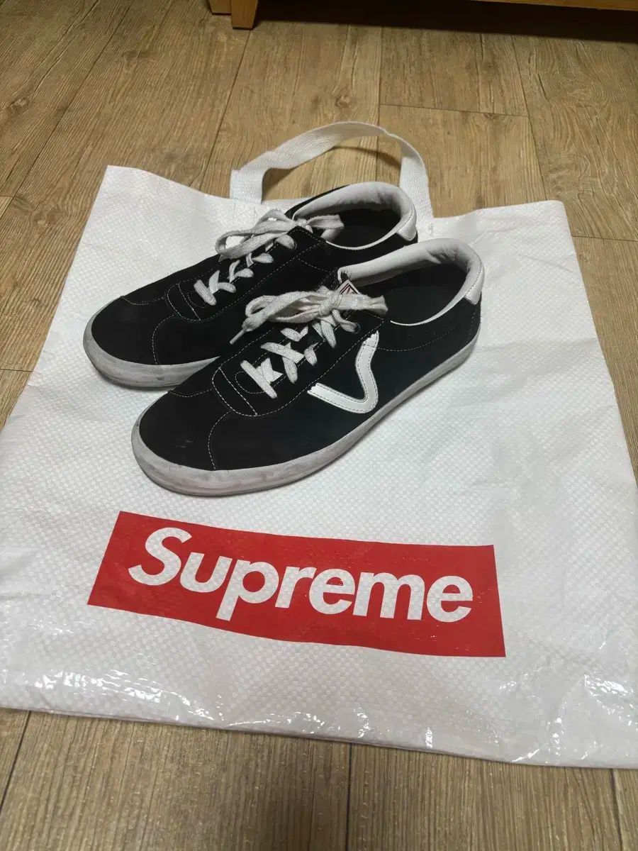 NIKE AIR JORDAN 1 LOW GOLF 27.0cm ⑤ VANS(バンズ) スケート プロ 290