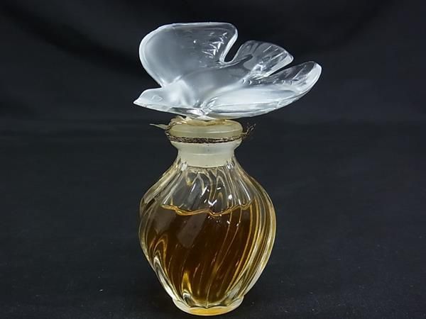 【希少】NINA RICCI 香水　ファルーシュ　ニナリッチ　ラリック　廃盤品 美品！NINA RICCI 香水 廃盤香水/美品 ラリック ニナリッチ