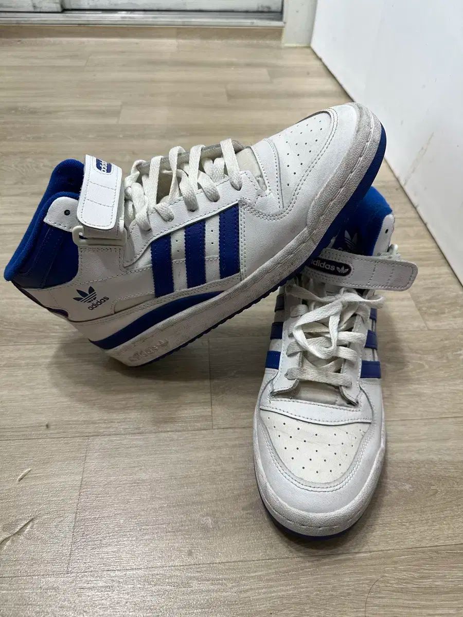 adidas(アディダス) ハイトップ フォーラムミッド 265