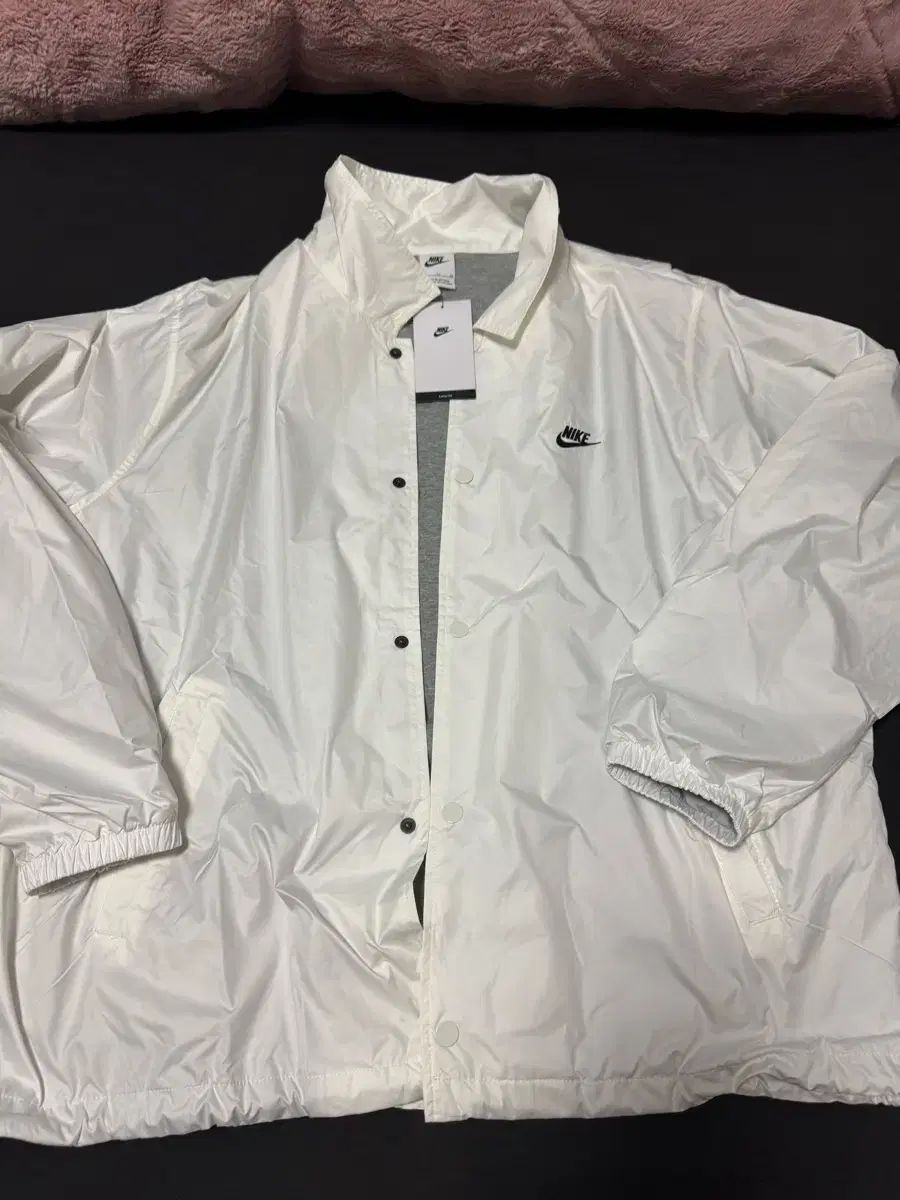 本物の新製品 Nike(ナイキ） クラブ コーチジャケット XL ホワイトカラー