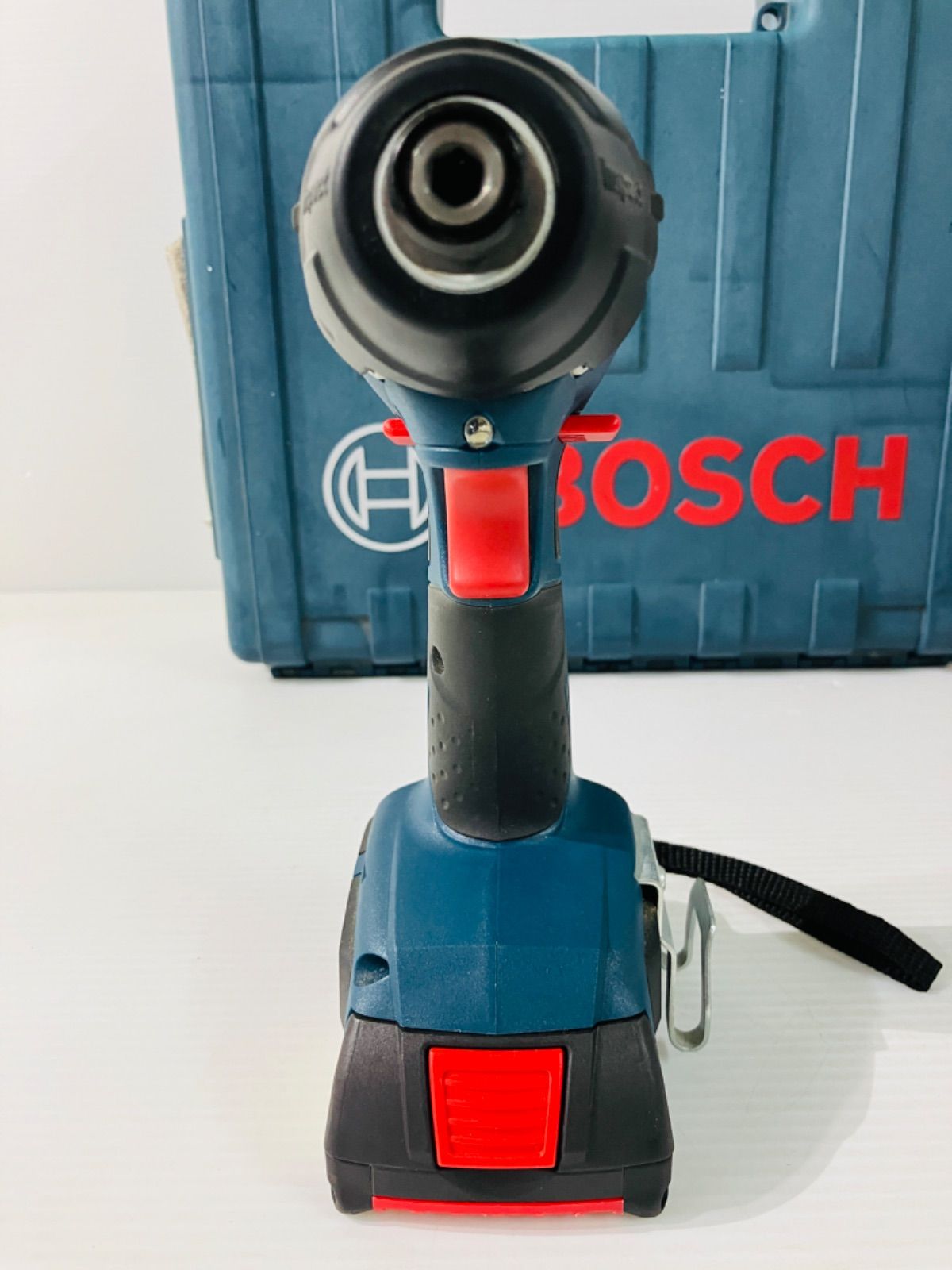 ★ 最終大幅お値下げ　BOSCH  ボッシュ   充電式インパクトドライバー&充電器 GDR 18V-LI&GAL 1880 CV  お仕事　職人 DIY   ボッシュ株式会社　現状品　3.33kg　★